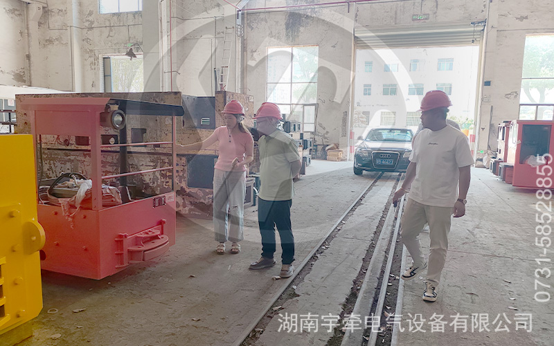 客戶來(lái)訪 1.jpg